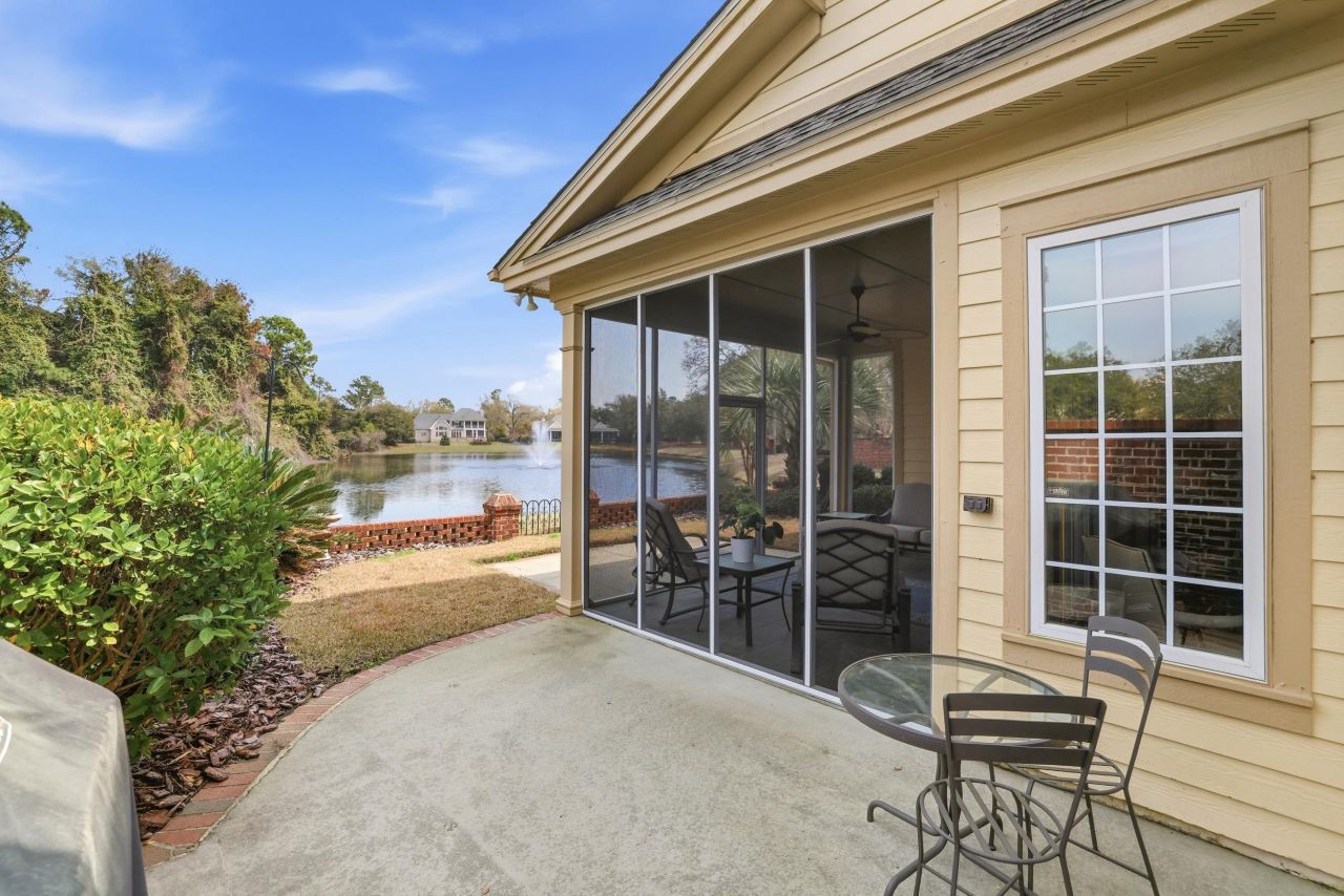 42 Courtyard Circle Photo 52