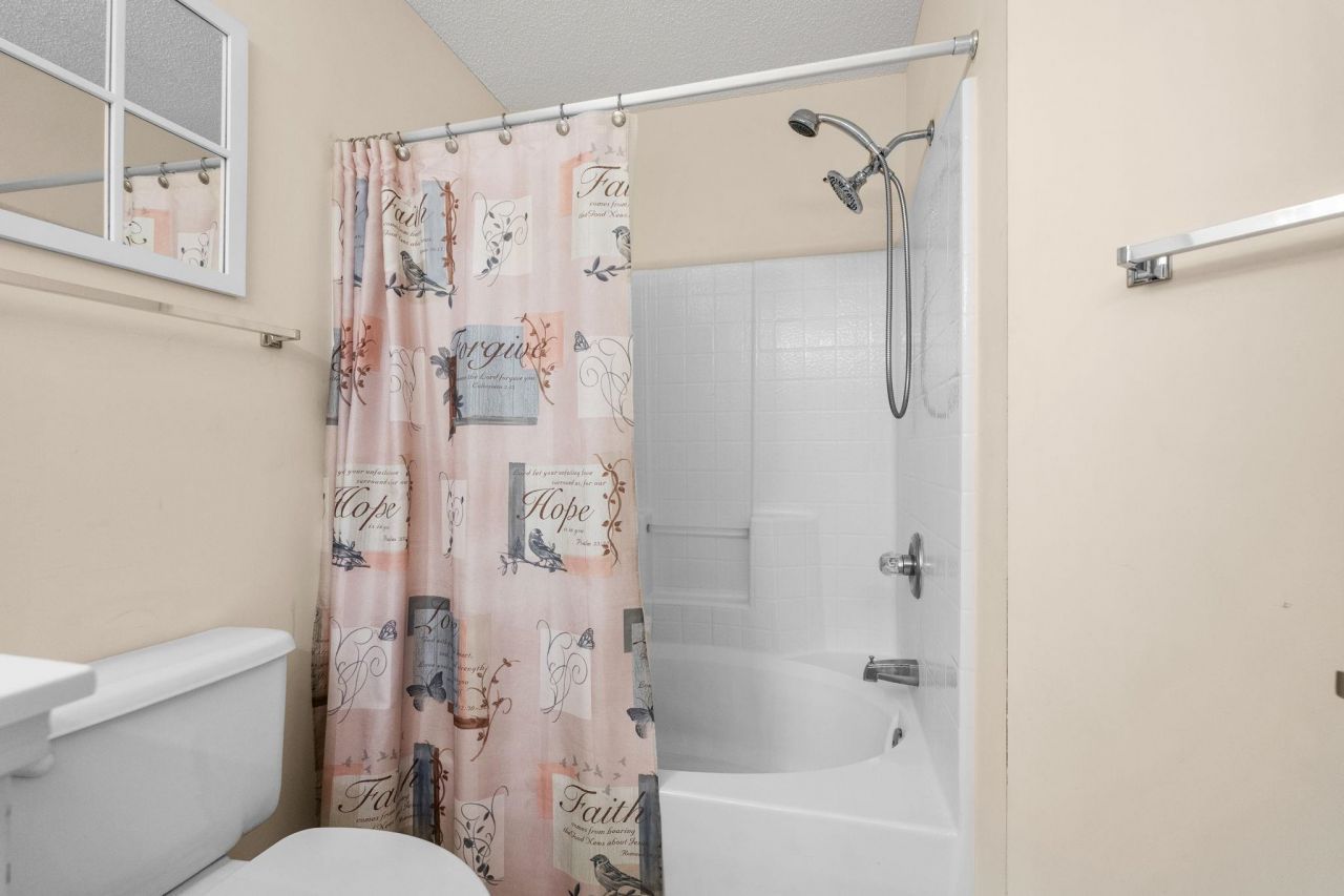 5000 Windsor Green Way Photo 20