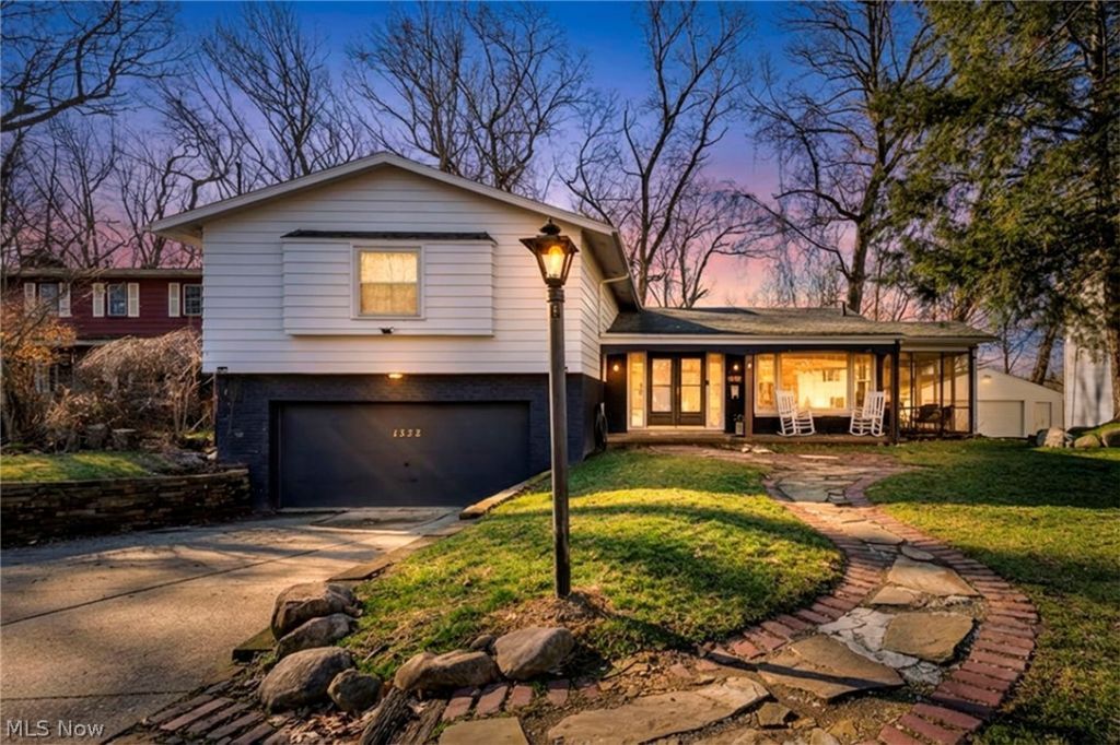 1332 Shanabrook Drive, Akron, OH 44313 Main Photo