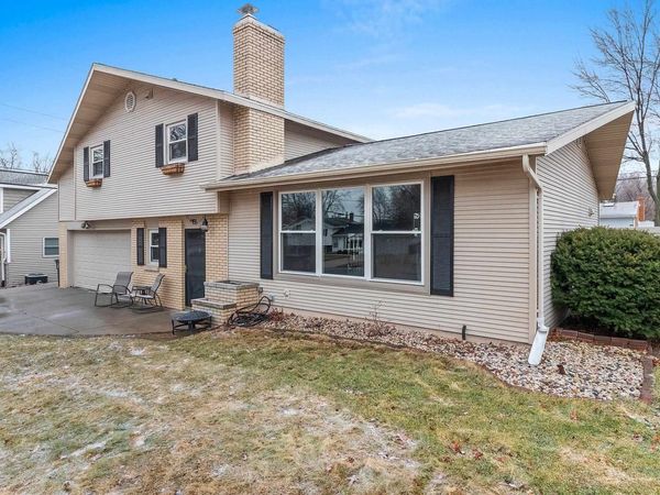 951 DUCHATEAU AVENUE, Green Bay, WI 54304