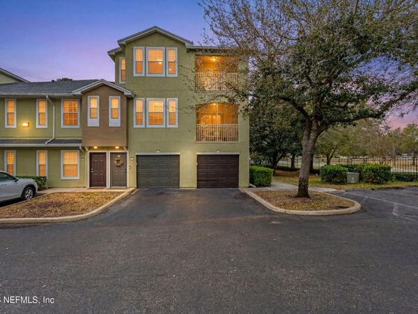 10075 GATE Parkway N, Unit 207, Jacksonville, FL 32246