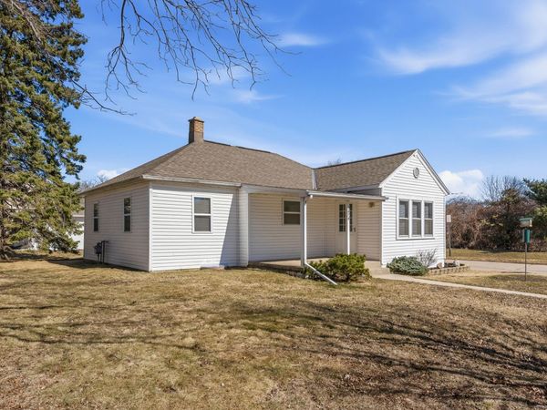 3474 E Sivyer Ave, Saint Francis, WI 53235