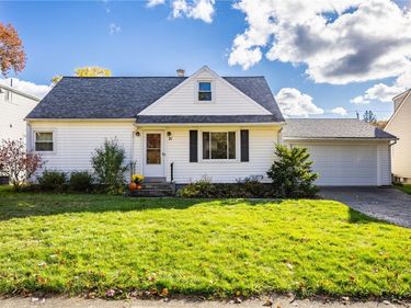 21 Edmonton Road, Rochester, NY 14609