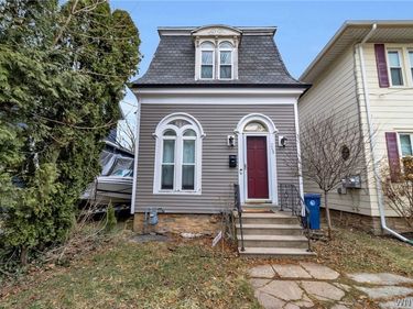 268 South Street, Lockport, NY 14094