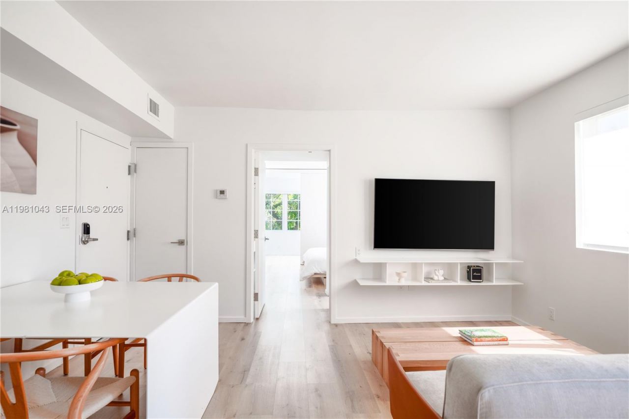 136 NE 46th St , Unit 3, Miami, FL 33137 Photo