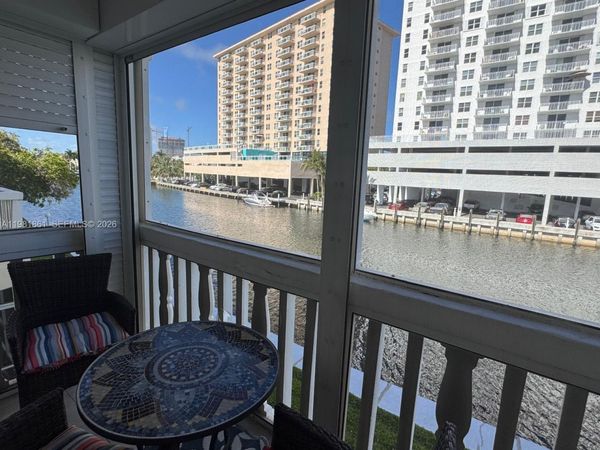 450 Paradise Isle Blvd , Unit 209, Hallandale Beach, FL 33009