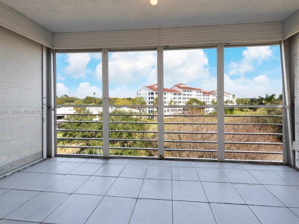 800 Cypress Grove Dr , Unit 509, Pompano Beach, FL 33069