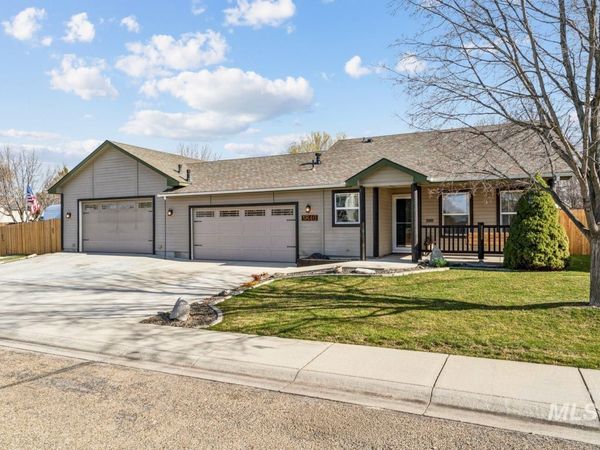 1846 W Topanga Dr, Kuna, ID 83634