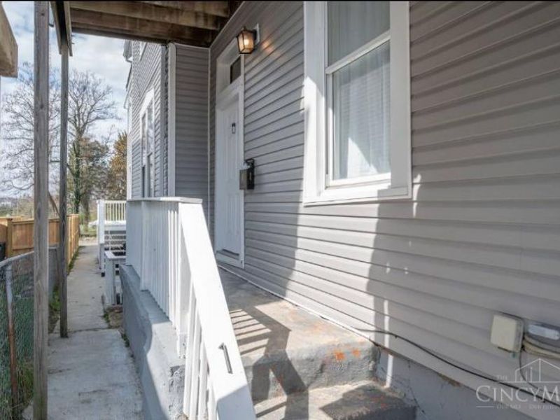 2413 Kenton Street, Cincinnati, OH 45206 Photo 2