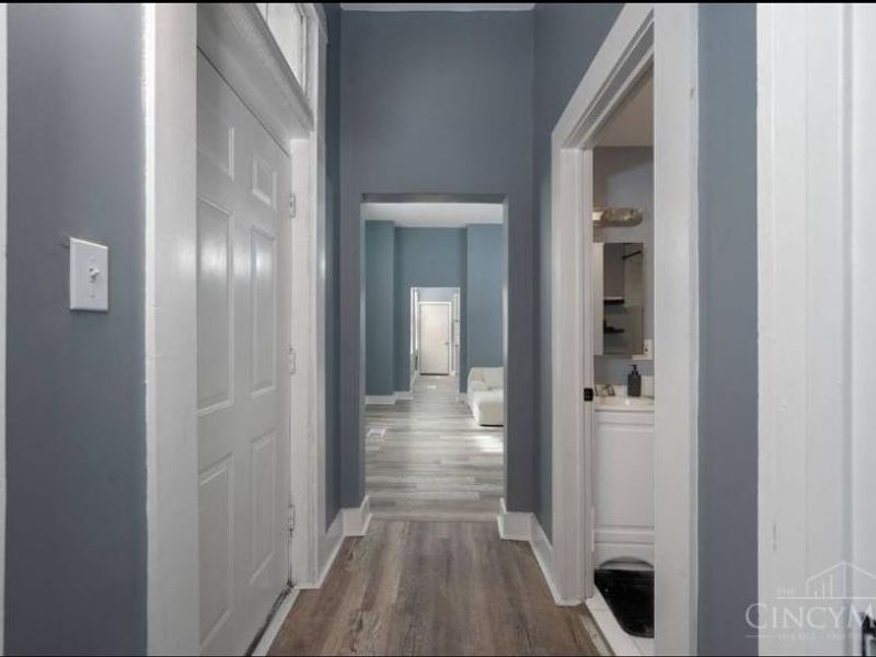 2413 Kenton Street, Cincinnati, OH 45206 Photo 3