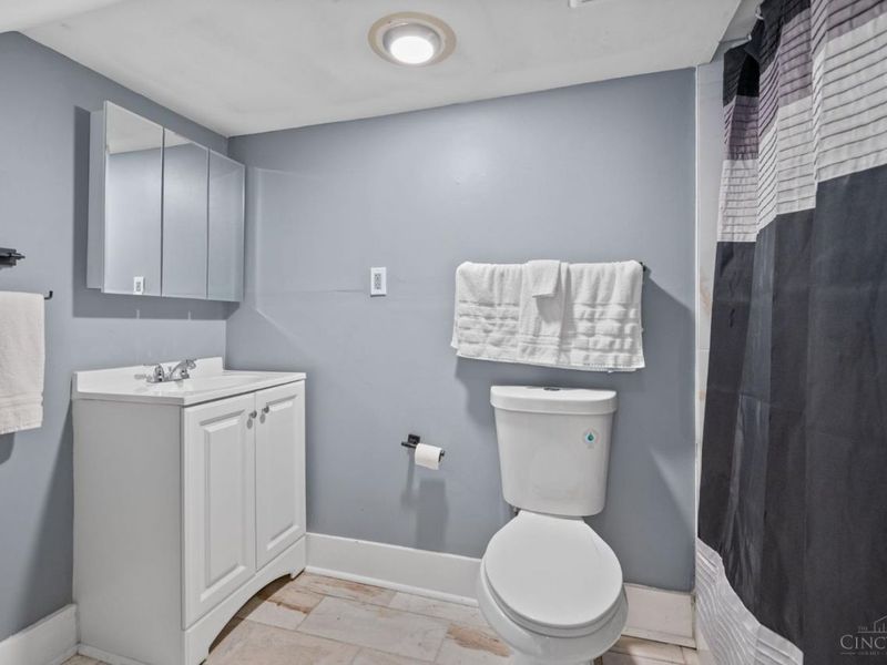 2413 Kenton Street, Cincinnati, OH 45206 Photo 37