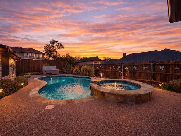 2701 Ridge Top Lane, Arlington, TX 76006