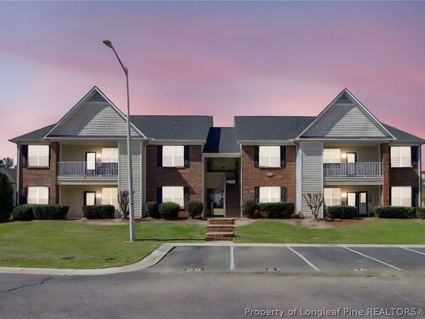 656 Brandermill Road, Unit 104, Fayetteville, NC 28314
