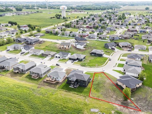 3634 Lincoln Avenue , Spirit Lake, IA 51360