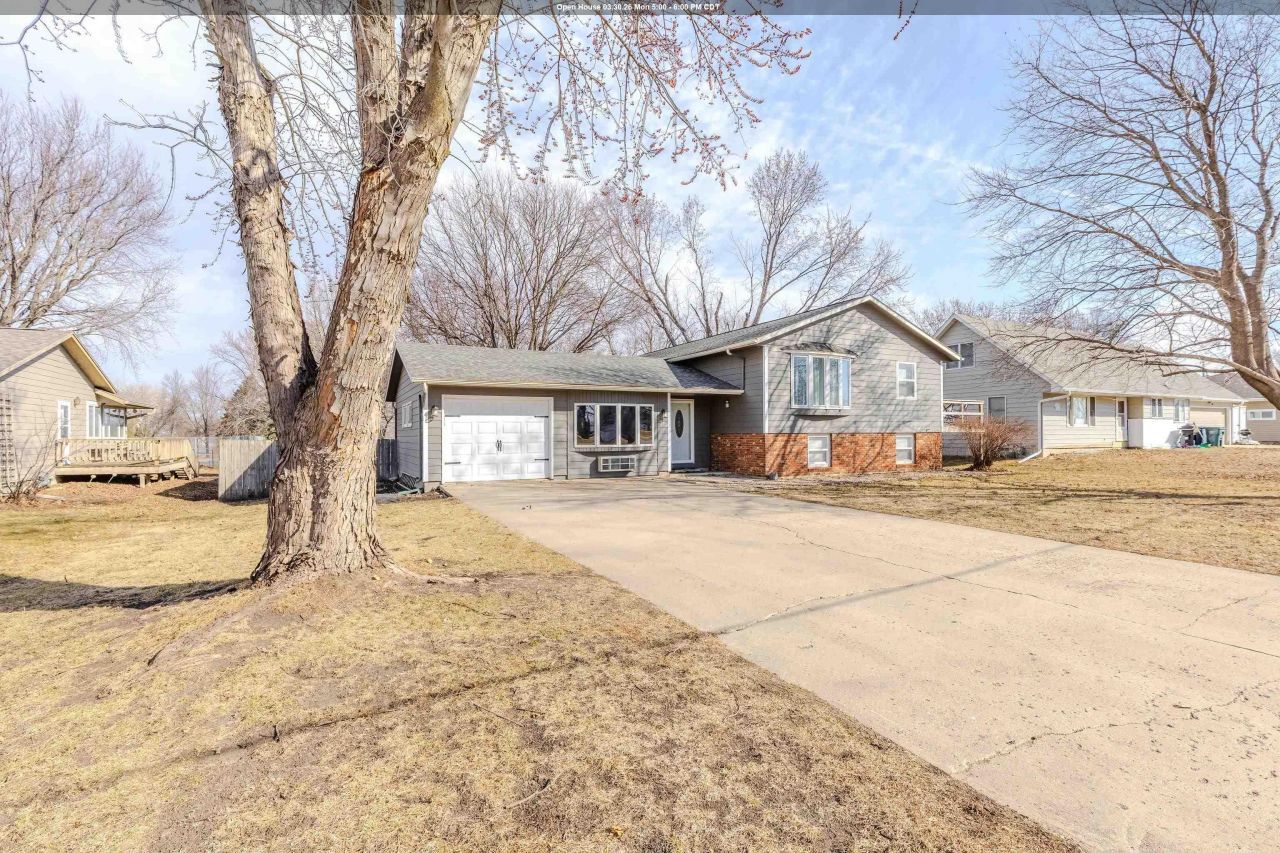 332 E 3rd Street  Ashton, IA 51232
