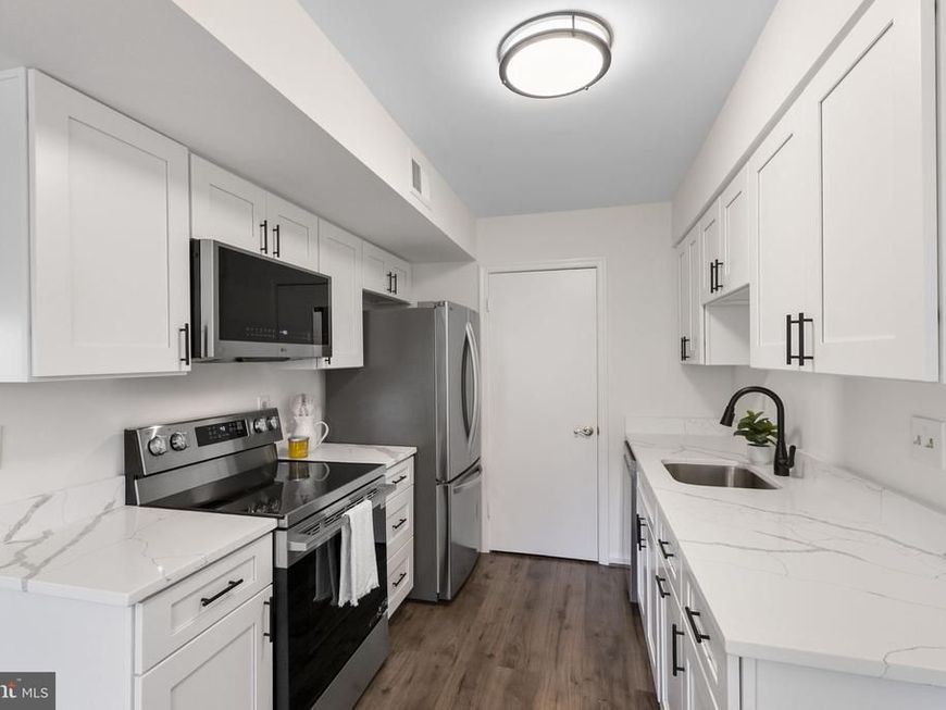 20248 Shipley Terrace, Unit 301, Germantown, MD 20874 Main Photo