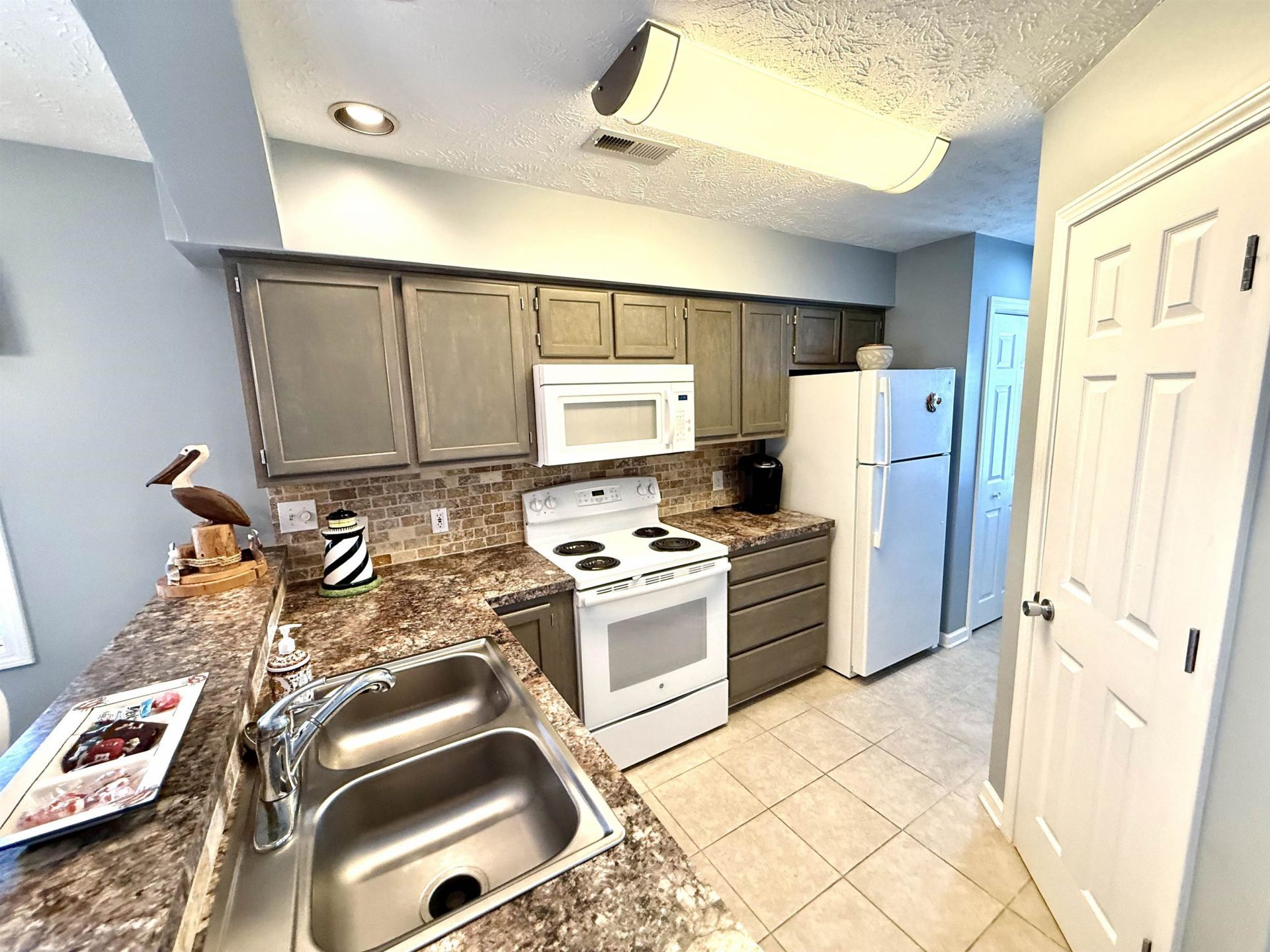 4470 Coquina Harbour Dr. Photo 17