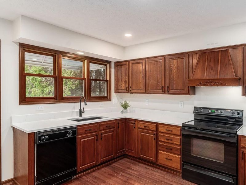 5701 Forest Grove Avenue, Westerville, OH 43081 Photo 17