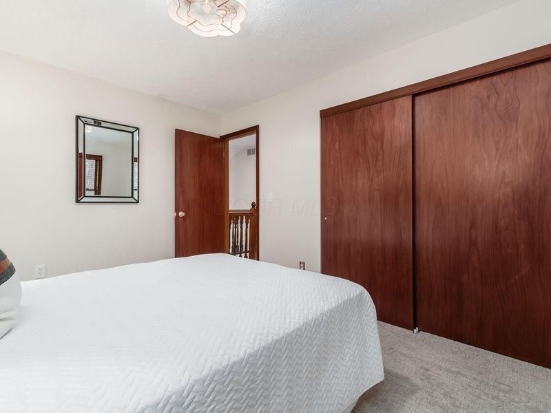 5701 Forest Grove Avenue, Westerville, OH 43081 Photo 32