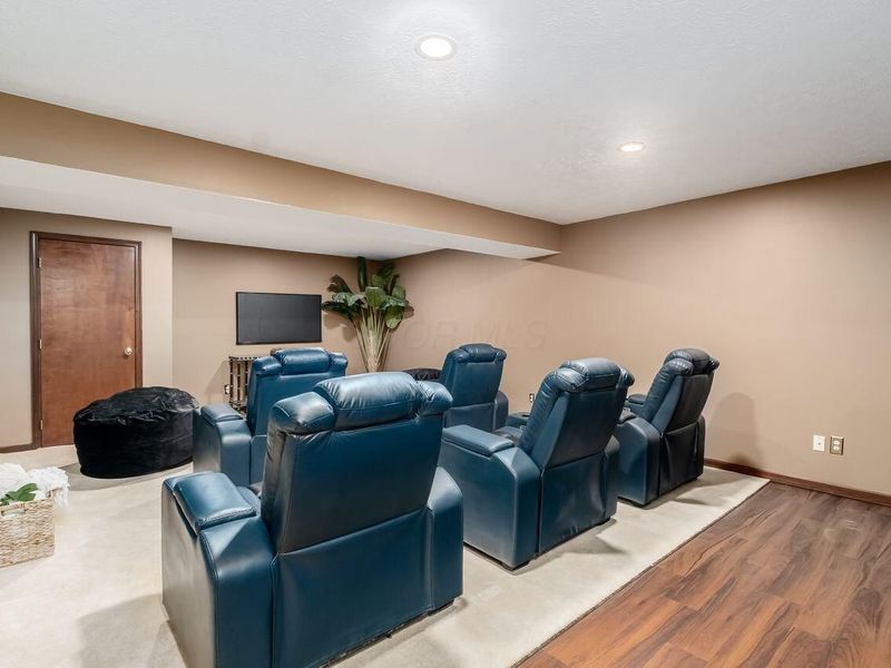 5701 Forest Grove Avenue, Westerville, OH 43081 Photo 34