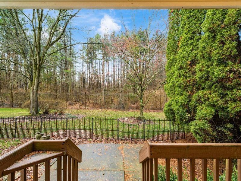 5701 Forest Grove Avenue, Westerville, OH 43081 Photo 5