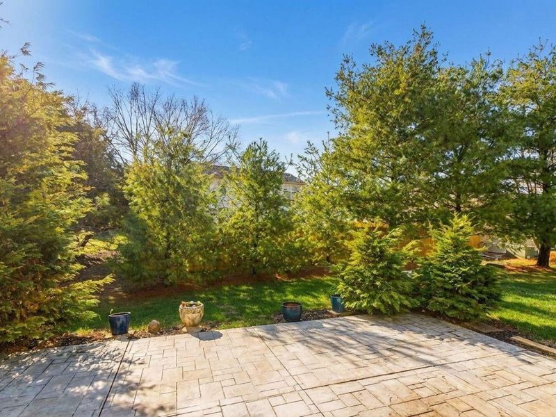 7914 Cheriton Circle , Reynoldsburg, OH 43068 Photo 5