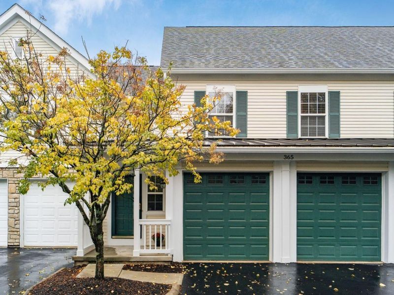 365 Sycamore Woods Lane , Columbus, OH 43230 Photo 3