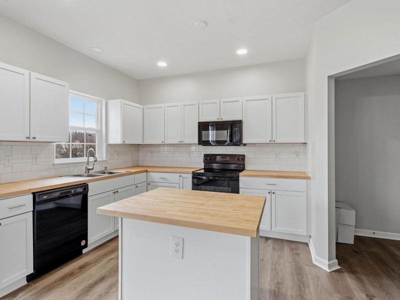 640 Turfrider Court, Walton, KY 41094 Photo 5