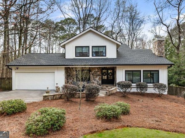 2415 Roxburgh Drive, Roswell, GA 30076
