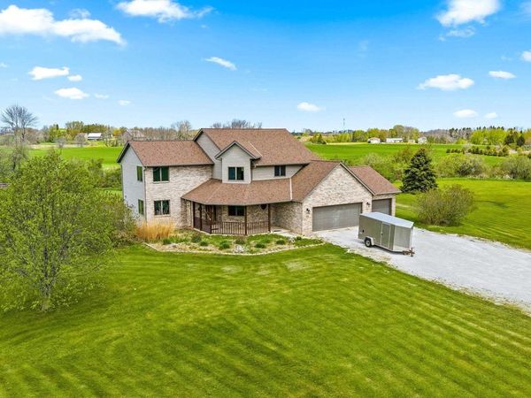 N2729 LAKESHORE ROAD, Kewaunee, WI 54216