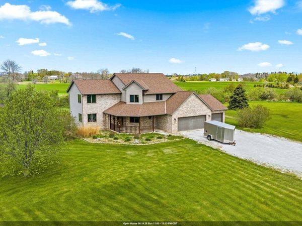 N2729 LAKESHORE ROAD, Kewaunee, WI 54216
