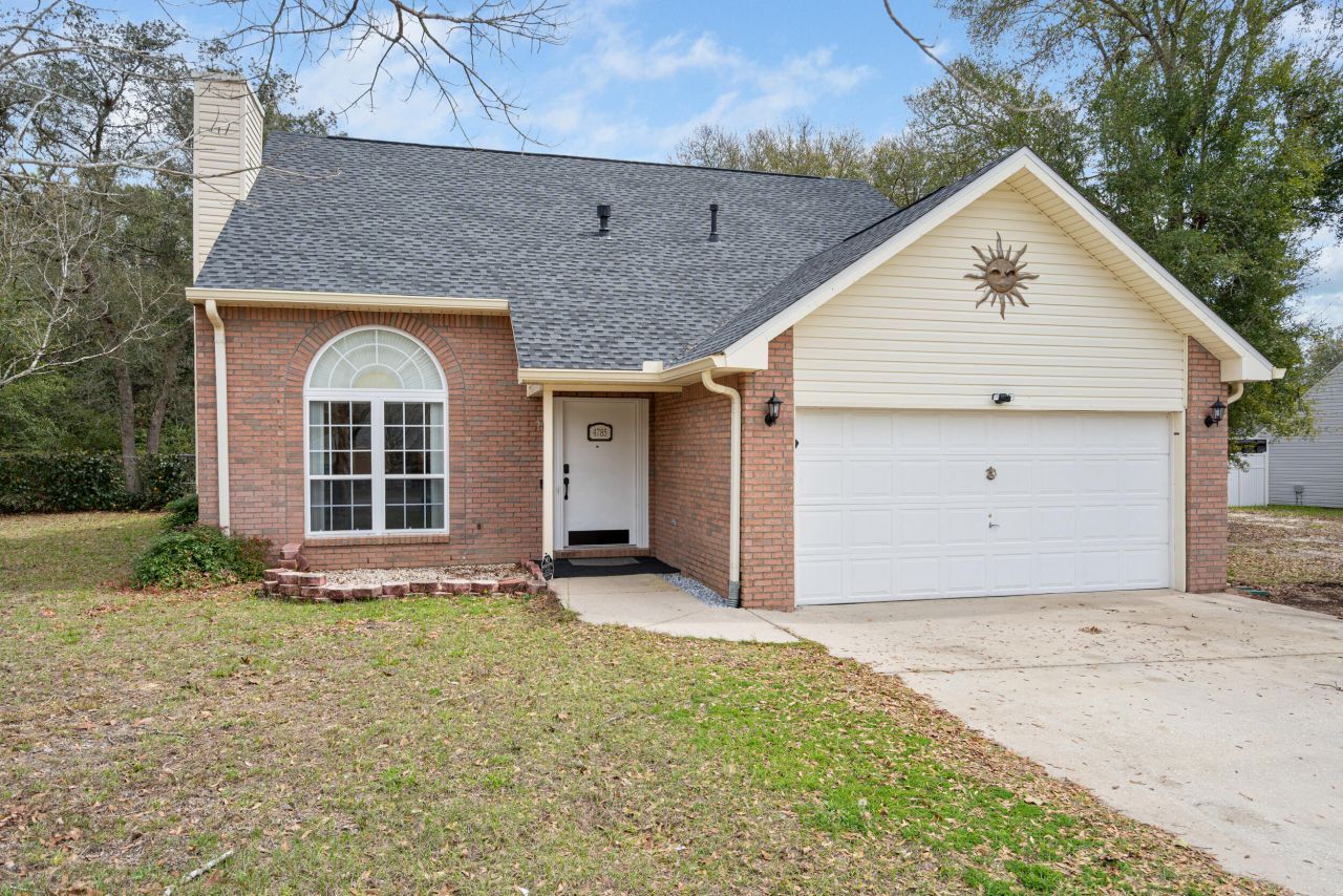 4785 Shoal Lake Circle, Crestview, FL 32539 Main Photo