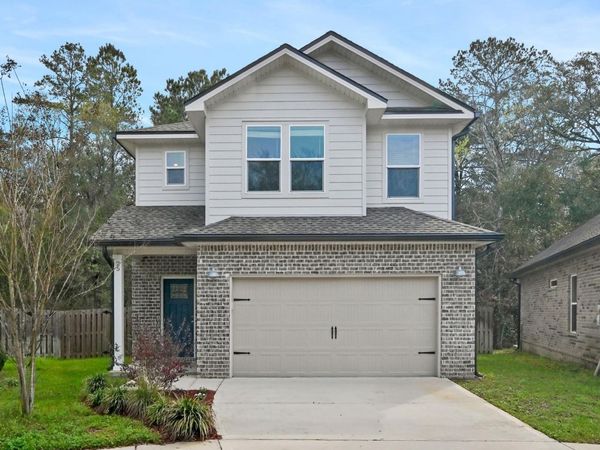 25 Laurel Oaks Drive, Freeport, FL 32439