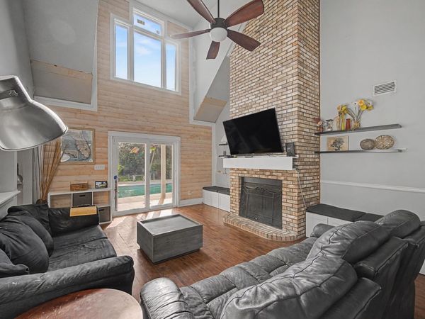 1004 Sandra Drive, Mary Esther, FL 32569