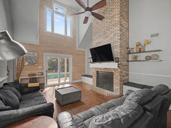 1004 Sandra Drive, Mary Esther, FL 32569