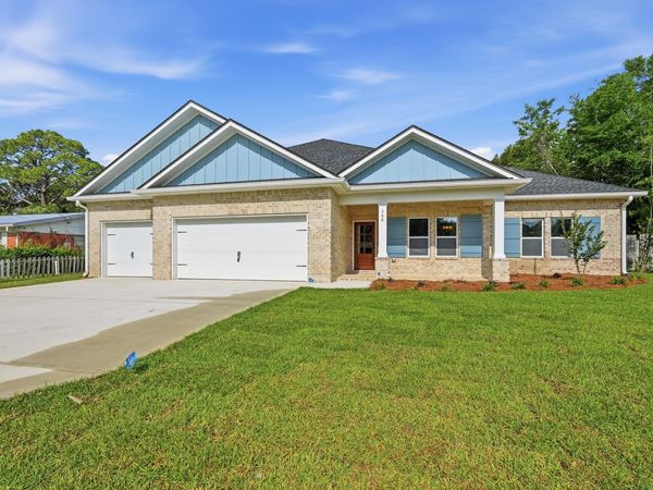 368 Coral Drive, Fort Walton Beach, FL 32548