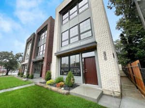 4315 S Indiana Avenue, Unit 3, Chicago, IL 60653