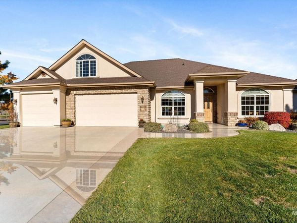 716 W Kodiak Drive, Meridian, ID 83642