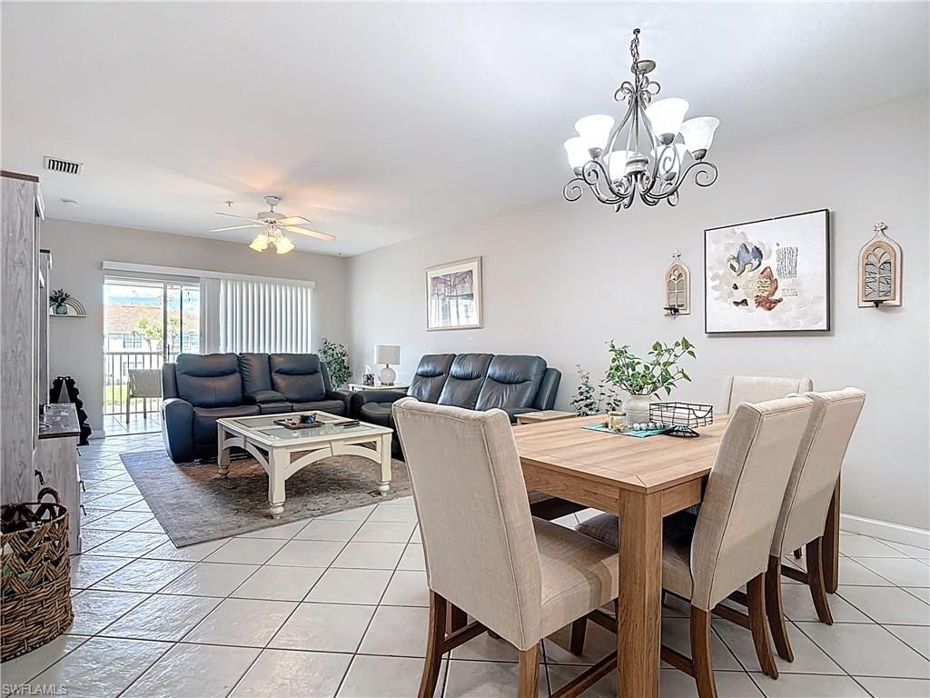 3015 Horizon Ln, Unit 2702, Naples, FL 34109 Photo