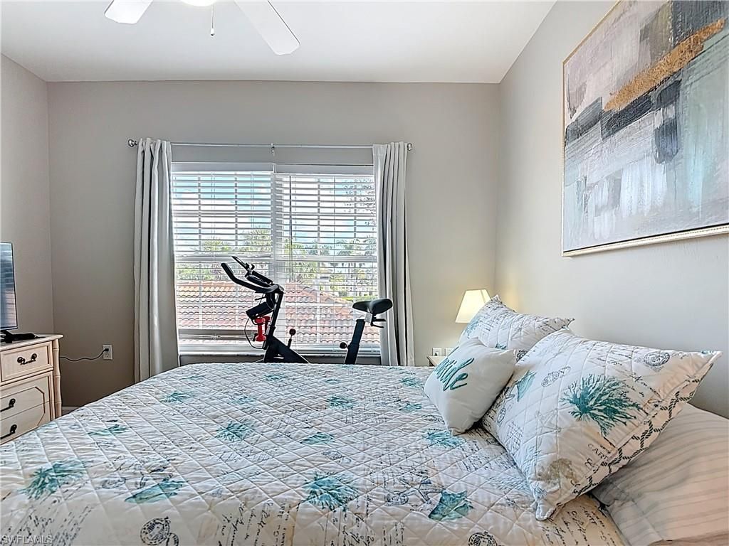 3015 Horizon Ln, Unit 2702, Naples, FL 34109 Photo