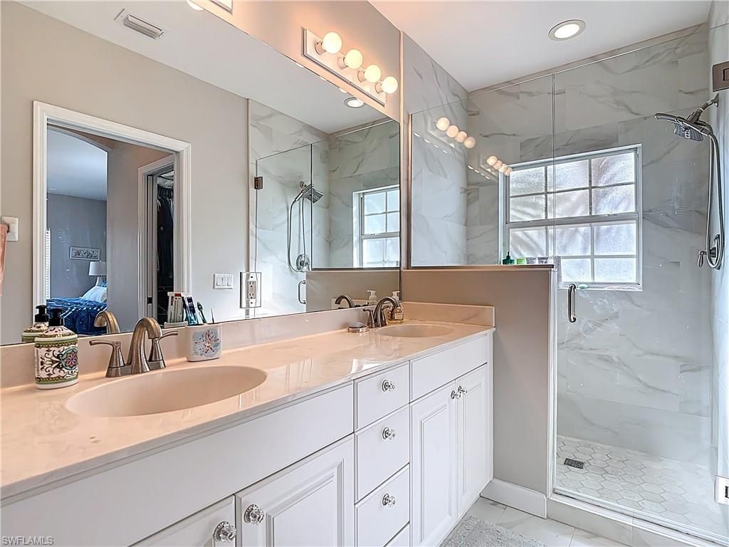 3015 Horizon Ln, Unit 2702, Naples, FL 34109 Photo