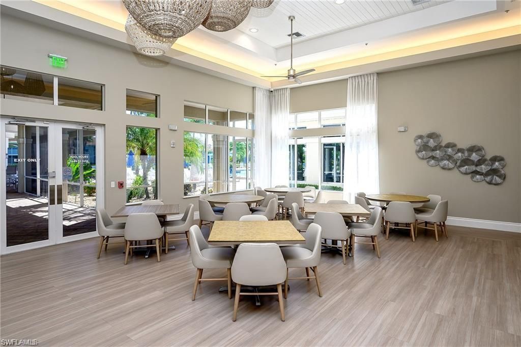 3015 Horizon Ln, Unit 2702, Naples, FL 34109 Photo
