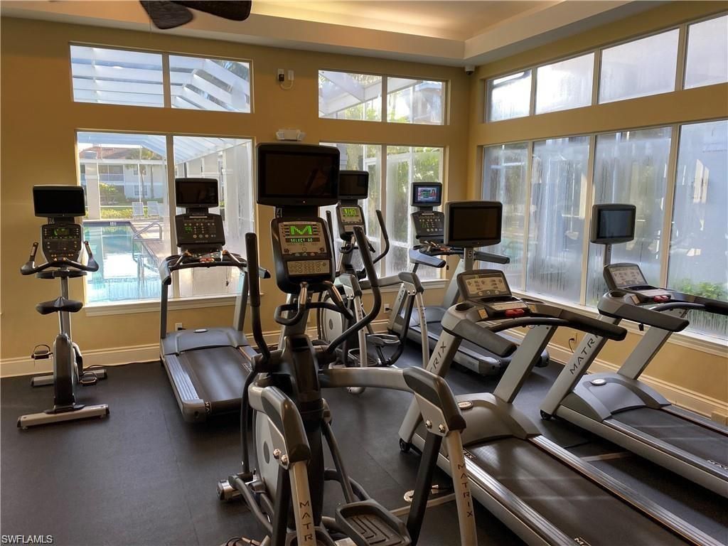 3015 Horizon Ln, Unit 2702, Naples, FL 34109 Photo