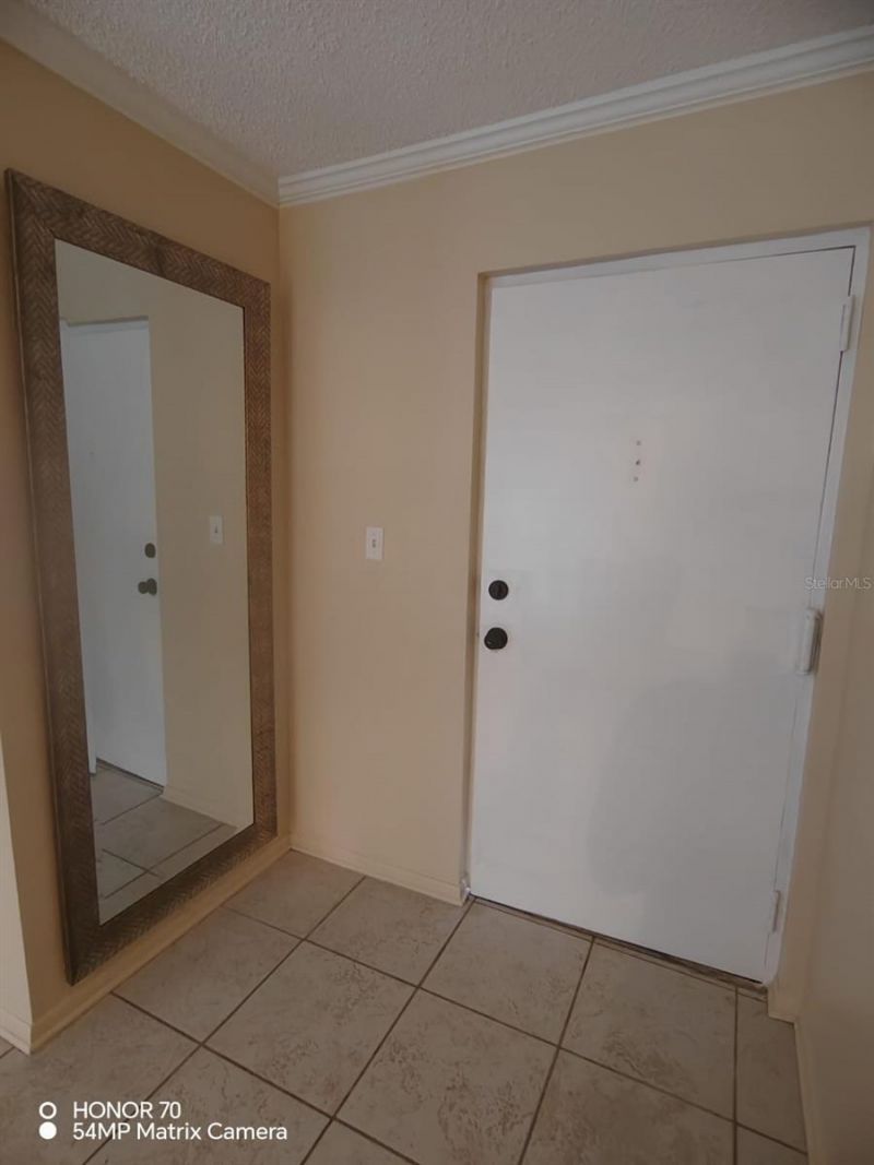 1044 82nd Terrace N, Unit 1044D, Saint Petersburg, FL 33702 Photo