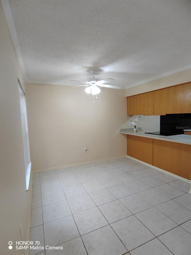 1044 82nd Terrace N, Unit 1044D, Saint Petersburg, FL 33702 Photo
