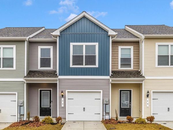 45 BLOOMSBURY STREET, FALLING WATERS, WV 25419