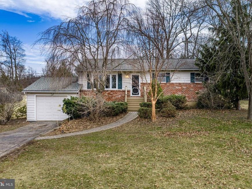 6527 Walnut , Coopersburg, PA 18036 Main Photo