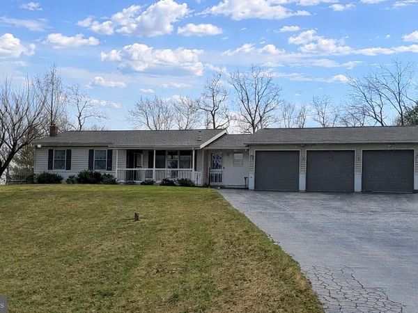 260 SUMMER HILL ROAD , BERNVILLE, PA 19506