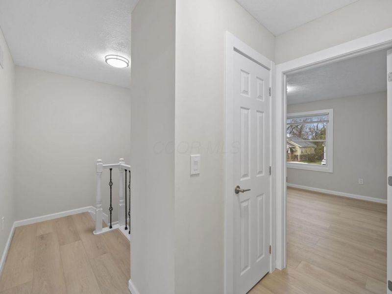 5153 Norwich Street , Hilliard, OH 43026 Photo 22