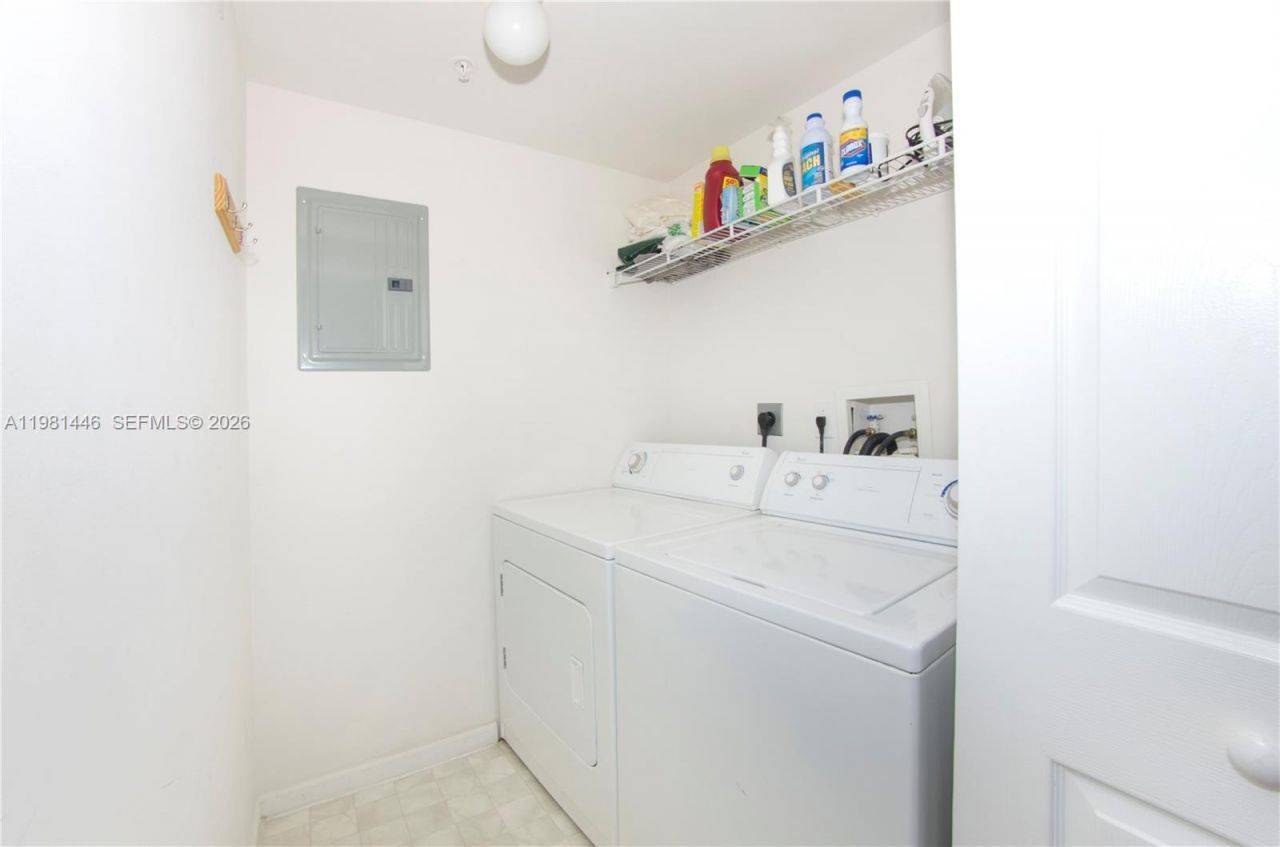 17150 N Bay Rd , Unit 2608, Sunny Isles Beach, FL 33160 Photo